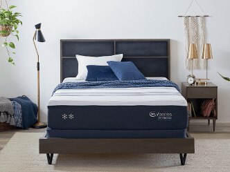 Serta iSeries® Hybrid 1000 12" Medium Mattress
