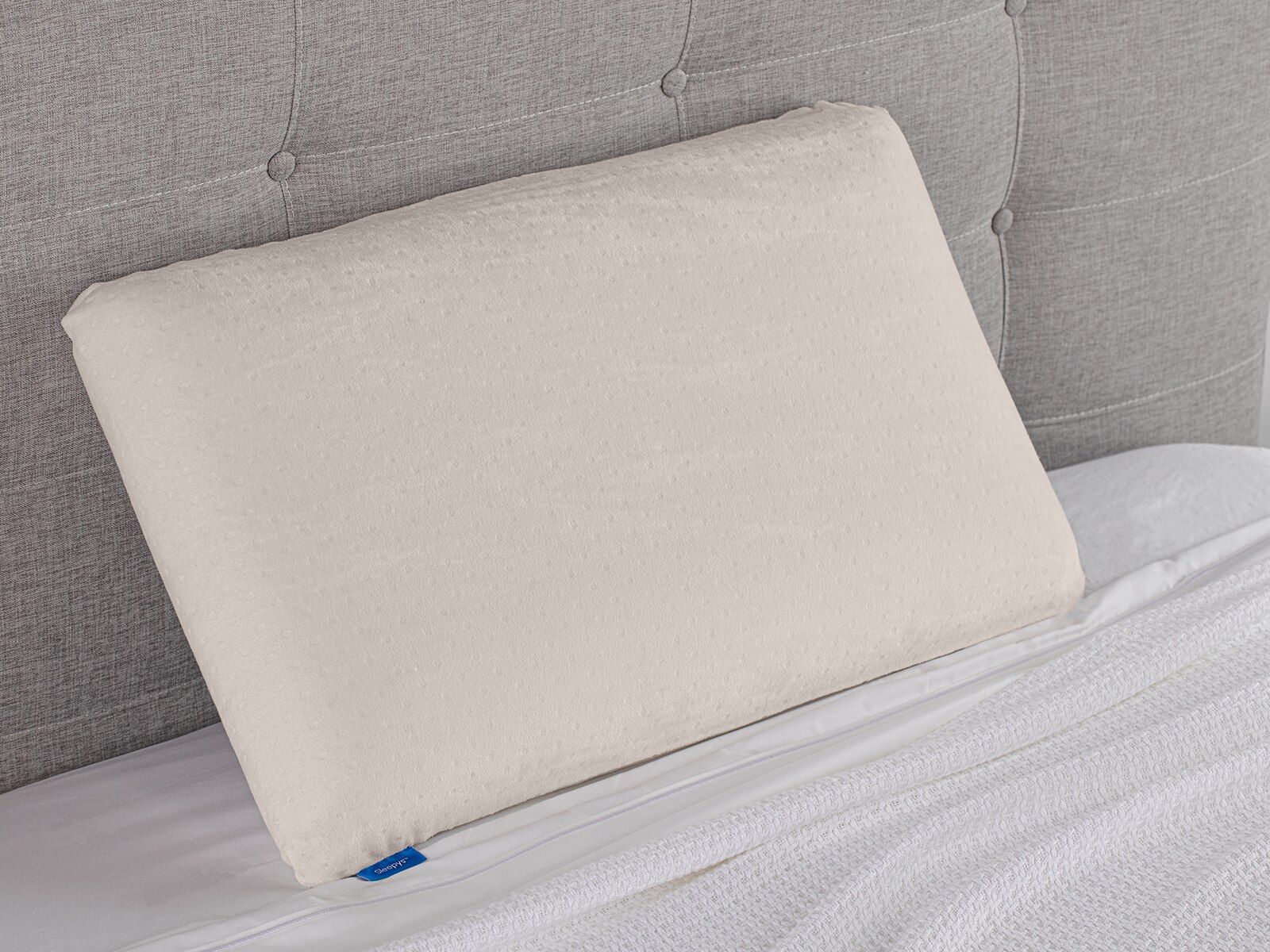 mattress firm sleepy cool pillow