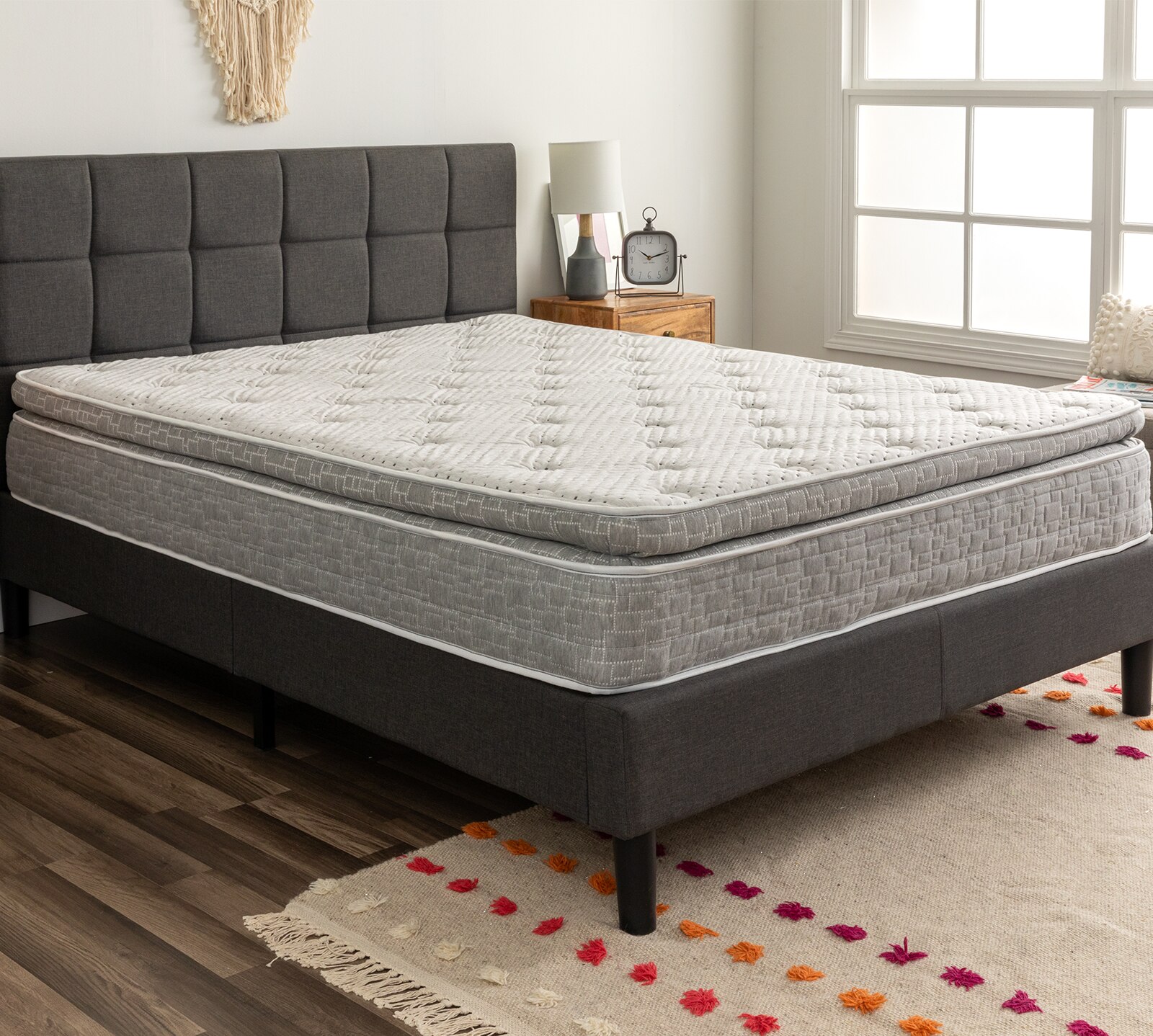 Tulo 10" Medium Cooling Hybrid Mattress Mattress Firm