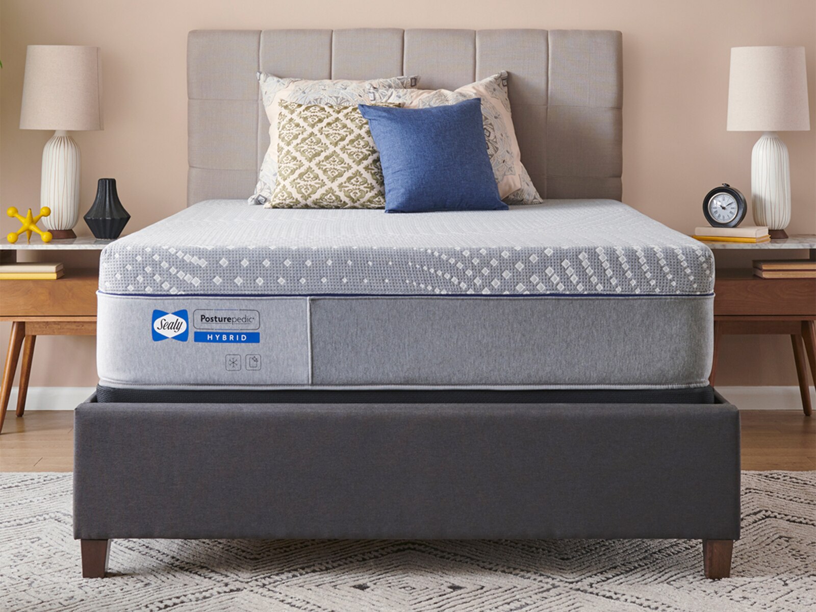 Sealy illuminating deals plush queen mattress