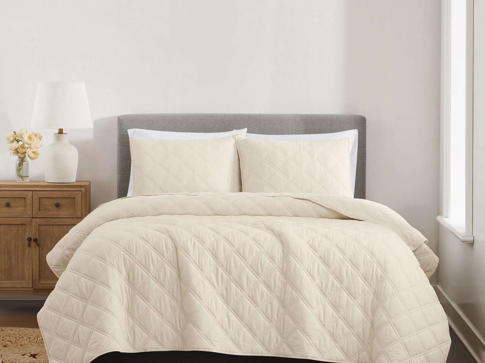 Cotton Coverlets For Year Round Comfort
