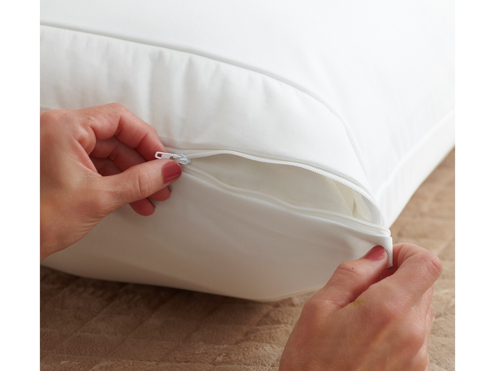 FRíO® 360° Waterproof Pillow Protector