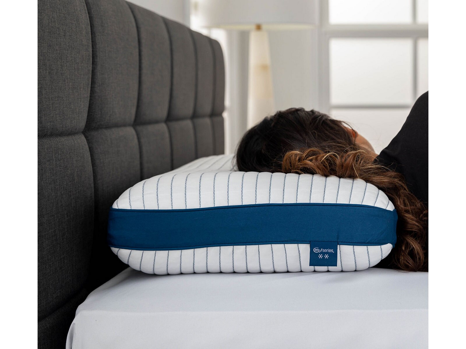 Brand New Serta Gel Memory Foam Side Sleeper Pillow ~ Free Shipping 